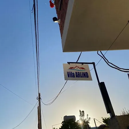 Vila Arlind *