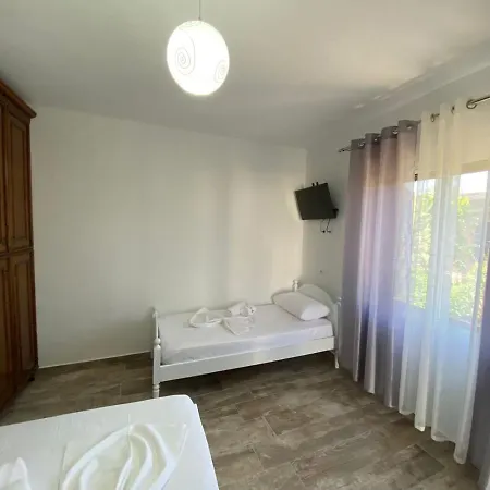 Guest house Vila Arlind *
