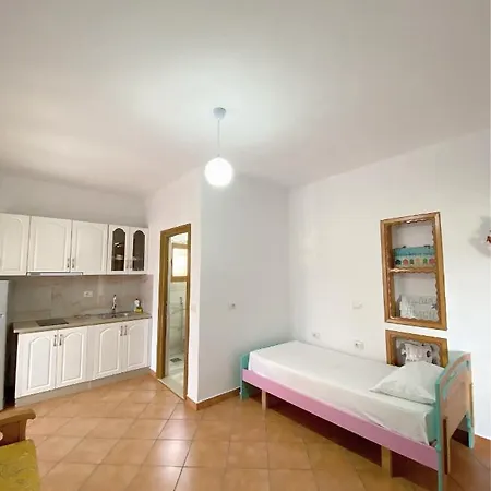 Vila Arlind Vlorë