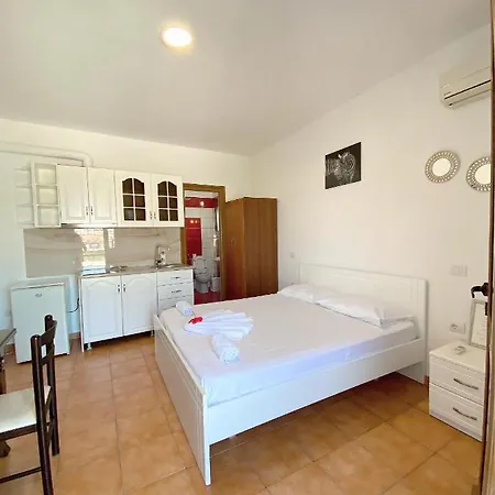 招待所 Vila Arlind Vlorë